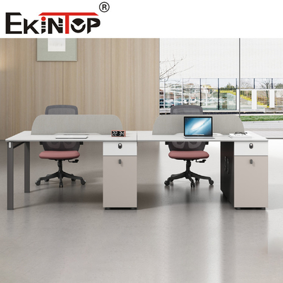 Meja Staf Modular Workstation Kantor yang Dapat Diperpanjang Mengatur Perabot Kantor Ruang Kerja Terbuka