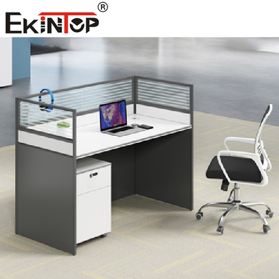 Meja Workstation Modular yang Dikombinasikan Secara Bebas Furnitur Partisi Kantor Modern