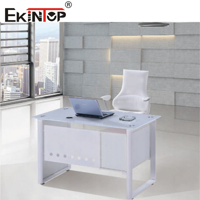 Meja Kantor Kaca Putih Biru Dengan Desktop 8mm Disesuaikan