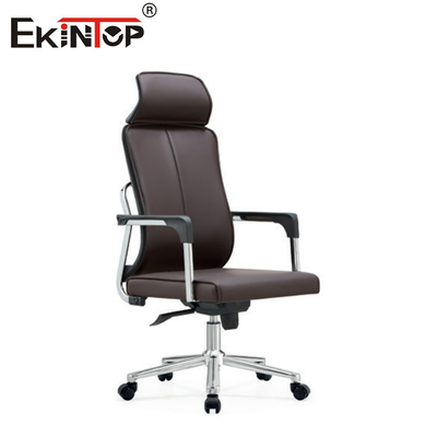 Kursi kantor yang nyaman dengan sandaran lengan dan roda untuk ruang konferensi