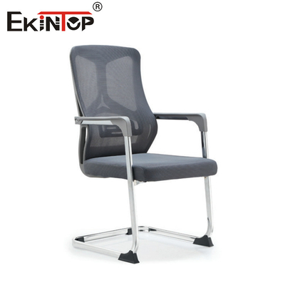 Kursi Kantor Hitam Dengan Backrest Mesh Dan Bingkai Logam