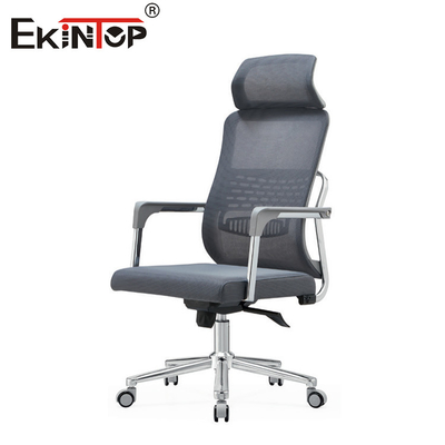 Kursi kantor ergonomis dengan material mesh abu-abu dan dukungan punggung headrest