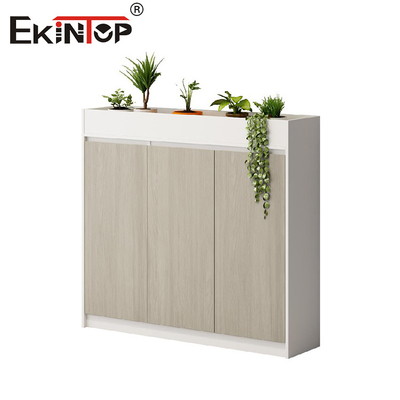 Kualitas tinggi modern tanpa pegangan 3 Pintu Kayu Mobile Pedestal Cabinet