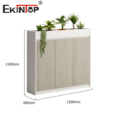 Kualitas tinggi modern tanpa pegangan 3 Pintu Kayu Mobile Pedestal Cabinet