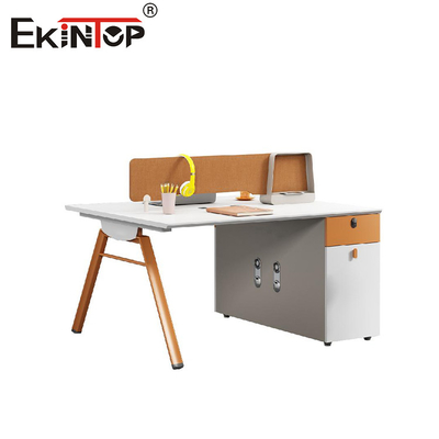 Meja Kantor Staf Terjangkau Workstation Gaya Modern dengan Pembagi