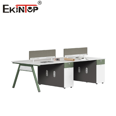 Modular 4-6 Seater Kantor Desk Staff Workstation dengan partisi dalam gaya modern