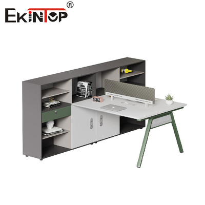 Modern Style Multi-User Workstation dengan Partisi Disesuaikan