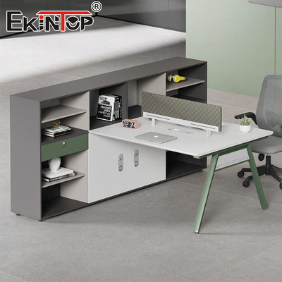 Modern Style Multi-User Workstation dengan Partisi Disesuaikan