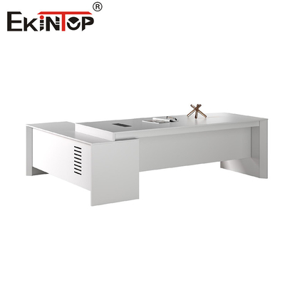 Desain Modern Bergaya Kantor Eksekutif Putih Meja Kantor