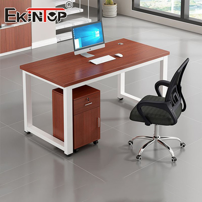 Meja Kantor Kayu Gaya Klasik Dengan Lemari Sisi