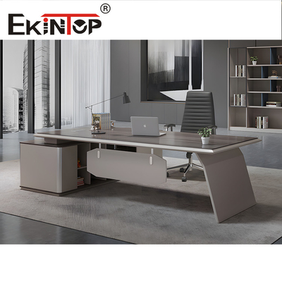 Matte Chrome Finish Meja Kantor Besar Berbentuk L Meja Gaya Modern