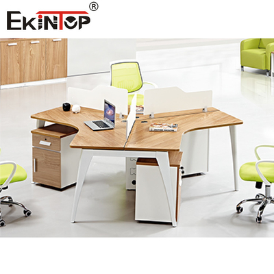 Meja Workstation Kantor Kubikal Modular Workstation Empat Orang Untuk Kantor