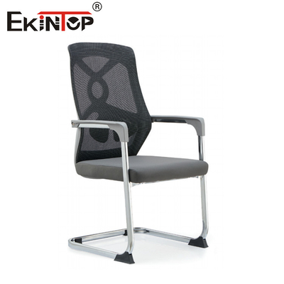 Black Mesh Plastic Armrest Kursi Kantor Sliding Seating Ukuran Standar